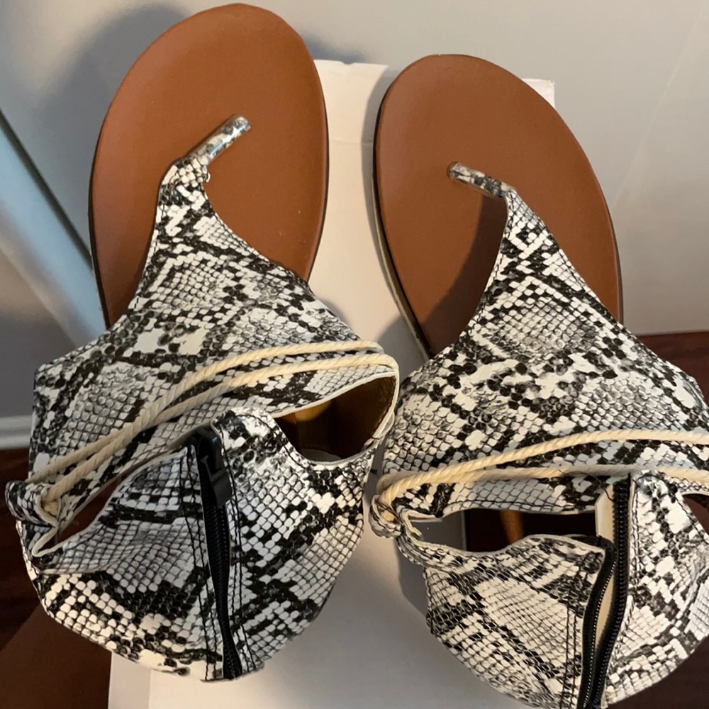 Gladiator thong sandals